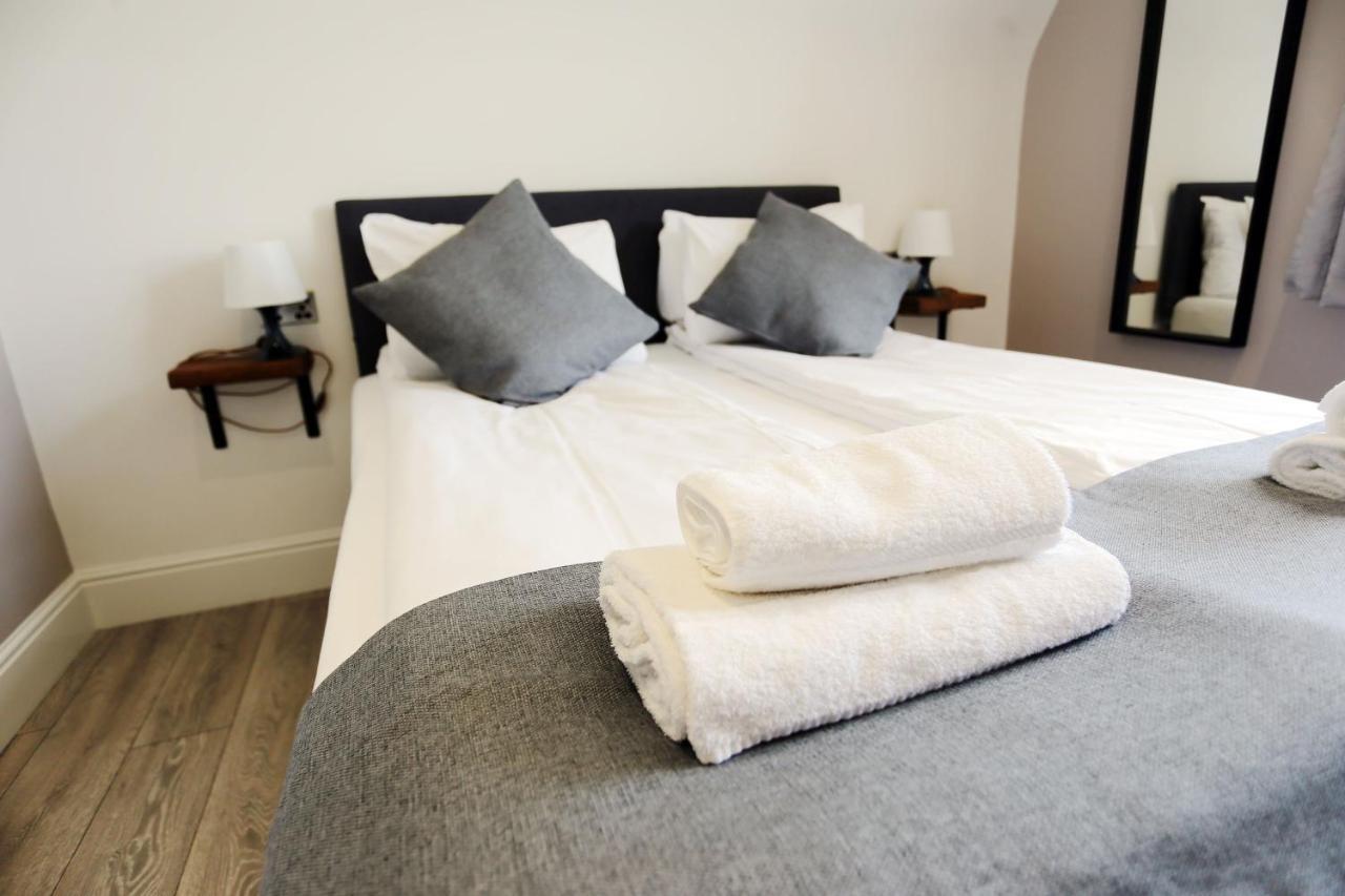 Hotel Tia Liverpool Bagian luar foto