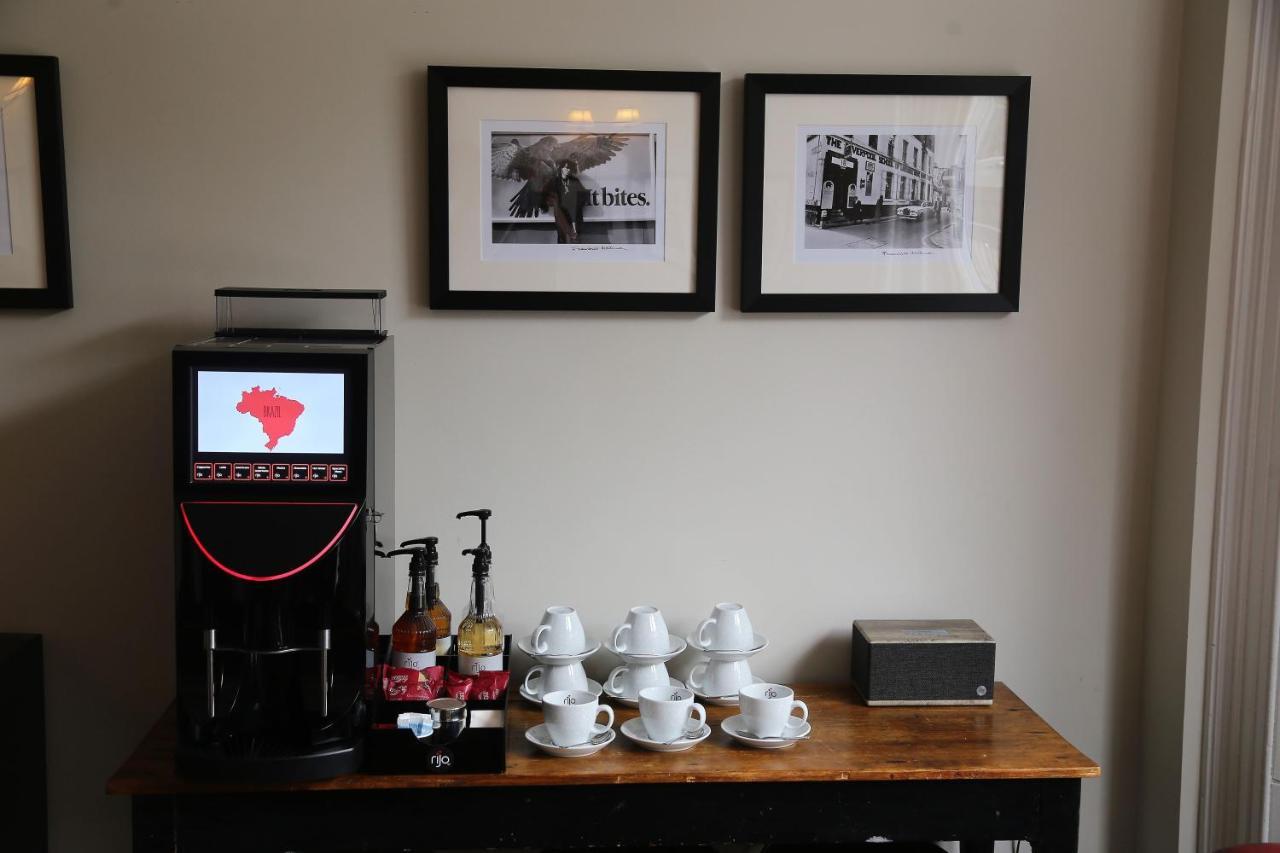 Hotel Tia Liverpool Bagian luar foto