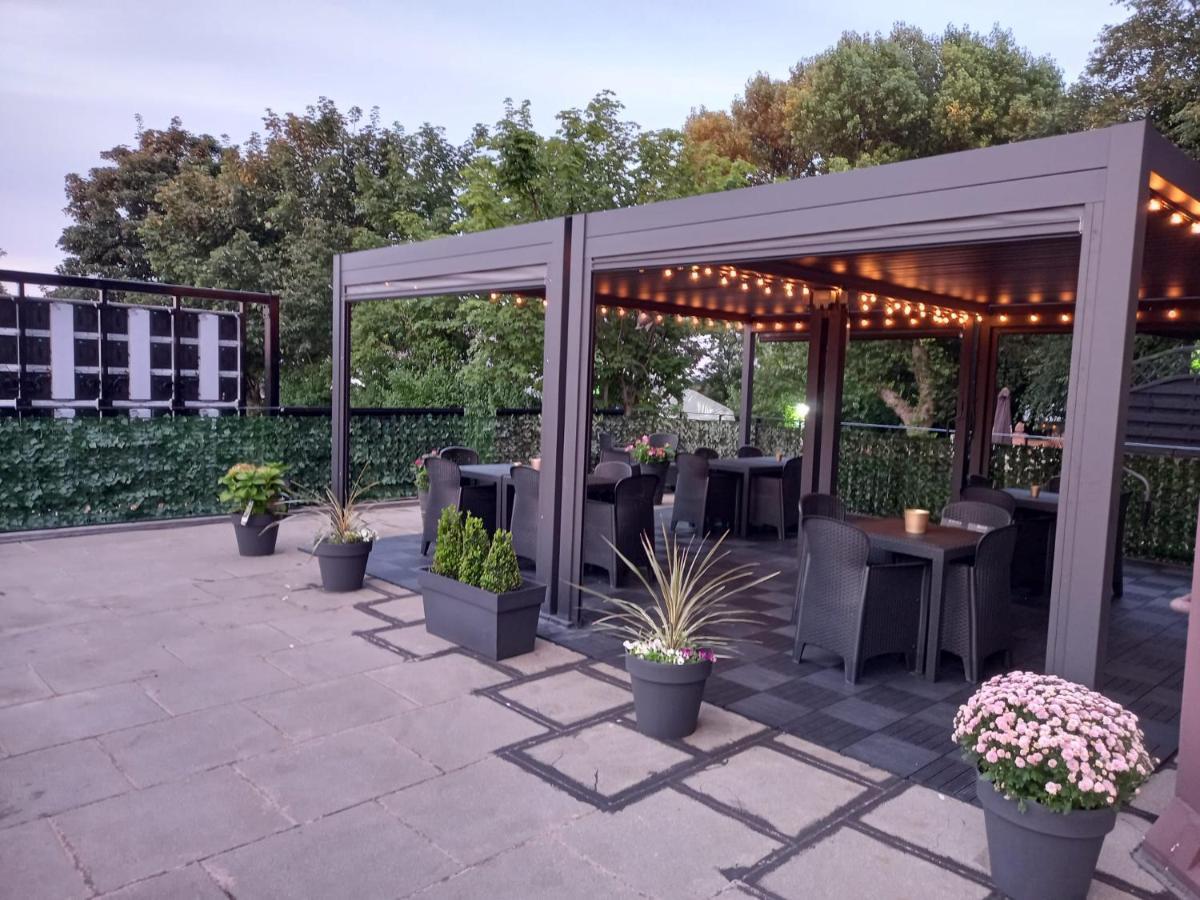 Hotel Tia Liverpool Bagian luar foto