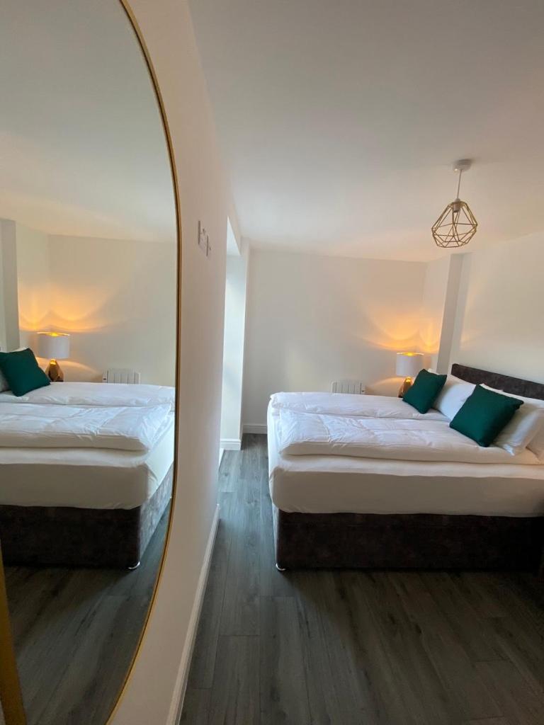 Hotel Tia Liverpool Bagian luar foto